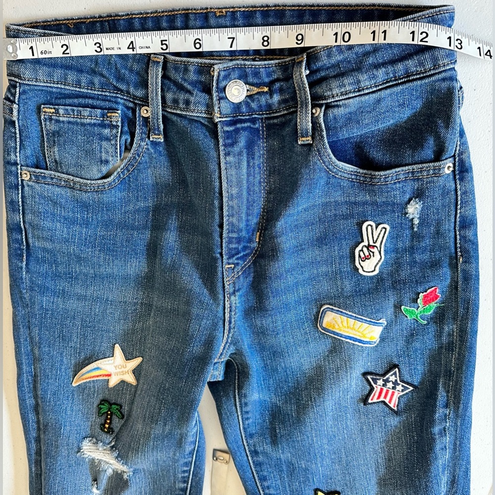 Levi's High Waist Patch Skinny Jeans. Size W26 L30 - Picture 6 of 12